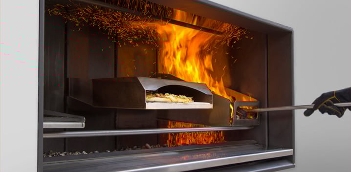 Escea Feature: Pizza Oven Accessory