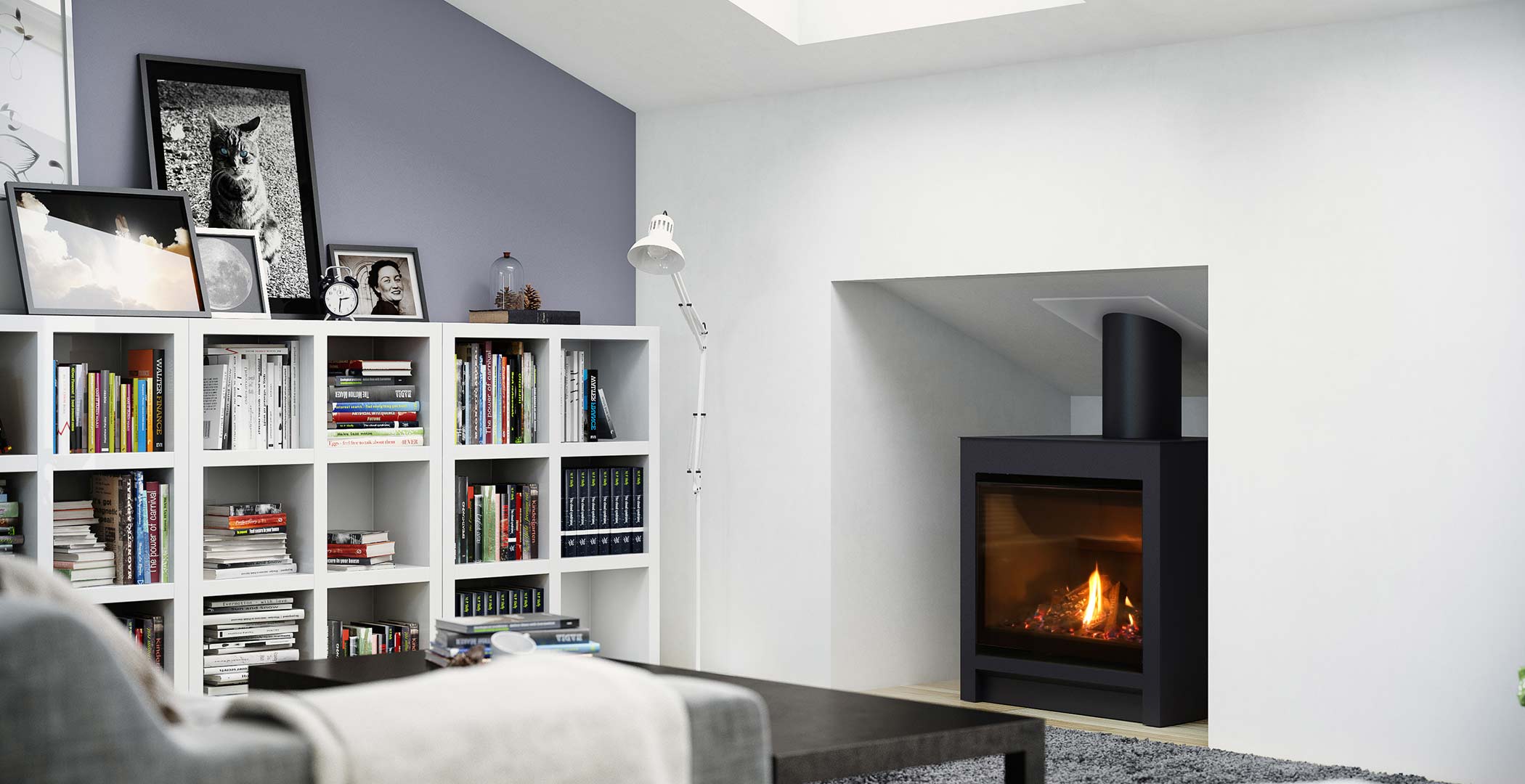 Freestandign gas fireplace with logs