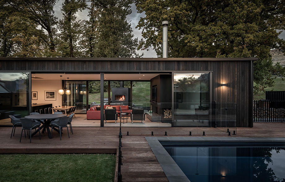 EK1550 | Oak Grove Simon Larkin Photography